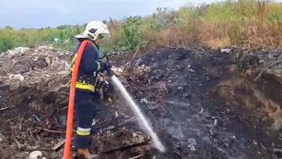 У двох районах Черкащини рятувальники згасили пожежі сухостою та сміття