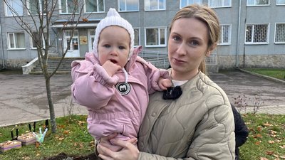 У Луцьку клумбу з тисячі тюльпанів присвятили передчасно народженим дітям У Луцьку клумбу з тисячі тюльпанів присвятили передчасно народженим дітям