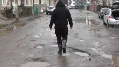 "Цей рік скупий на капремонти", – Михайло Смушак про дороги Івано-Франківська