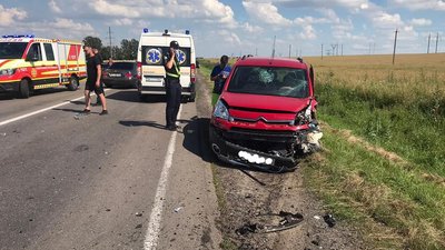 На "луцькій трасі" неподалік Рівного – ДТП, щонайменше двоє травмованих На "луцькій трасі" неподалік Рівного – ДТП, щонайменше двоє травмованих
