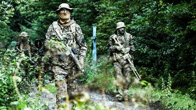 На Прикарпатті спецпризначенці Нацгвардії шукали диверсантів На Прикарпатті спецпризначенці Нацгвардії шукали диверсантів