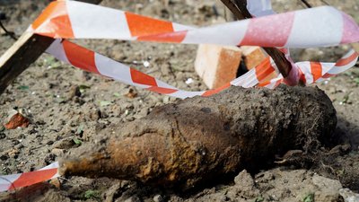 Росіяни вночі 16 червня двічі вдарили по Пісочину під Харковом: фото наслідків Росіяни вночі 16 червня двічі вдарили по Пісочину під Харковом: фото наслідків