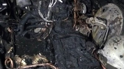 Жінка, яку дістали з палаючої автівки в Кривому Розі, у важкому стані – лікарі