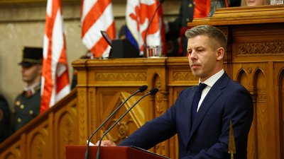 Петер Мадяр