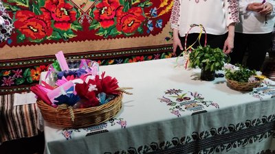Локація про весільні традиції та обряди Локація про весільні традиції та обряди