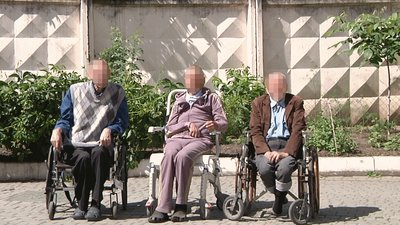 Стало відомо, де перебувають пацієнти психлікарні, яких покинули на кладовищі в Одесі