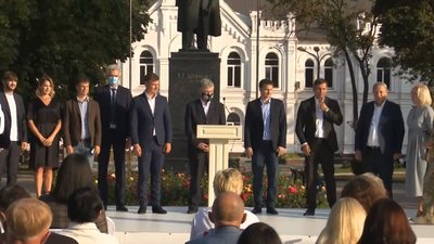 Петро Порошенко у Сумах представив кандидатів на виборах в області від "Європейської солідарності"
