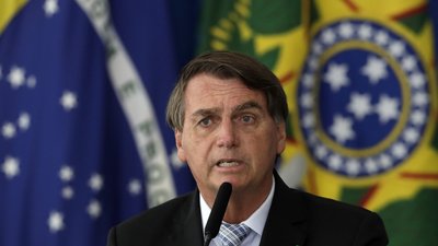 Президента Бразилії шпиталізували через гикавку