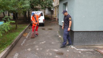 Двори Івано-Франківська недоступні для рятувальних служб