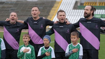 Вінницька “Нива” зіграла благодійний футбольний матч зі збірною коміків з “Ліги сміху”