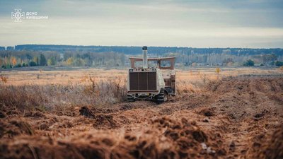 Сапери Київщини показали, як очищають територію області від вибухонебезпечних предметів