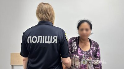 Вдарила ножем у живіт: на Ніжинщині затримали підозрювану
