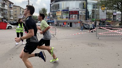 В Івано-Франківську триває Frankivsk Half Marathon -2020 В Івано-Франківську триває Frankivsk Half Marathon -2020