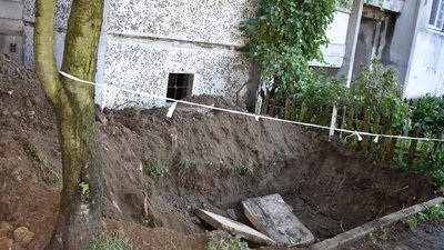 У Франківську ремонтують міжбудинкову теплову мережу