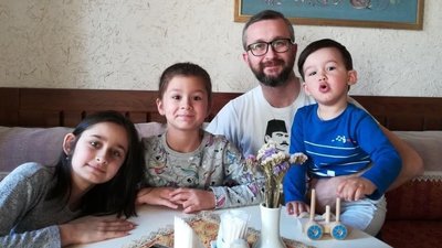 Наріман Джелялов з дітьми