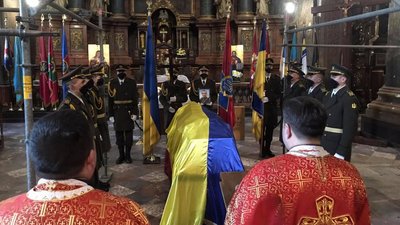 У Львові попрощалися із загиблим на Сході військовослужбовцем Ігорем Байталою У Львові попрощалися із загиблим на Сході військовослужбовцем Ігорем Байталою