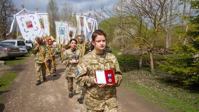 На Тернопільщині попрощалися з артилеристом Любомиром Ваверчаком На Тернопільщині попрощалися з артилеристом Любомиром Ваверчаком