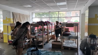 Пункт видачі речей "Тепла кофта" у Полтаві переїжджає: куди та чому Пункт видачі речей "Тепла кофта" у Полтаві переїжджає: куди та чому