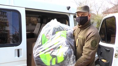 Країна фей: миколаївські сім’ї отримали гуманітарну допомогу Країна фей: миколаївські сім’ї отримали гуманітарну допомогу