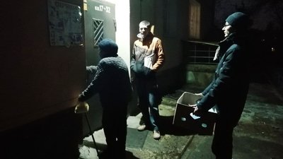 Волонтери у Луцьку готують вегетаріанські обіди безхатькам та малозабезпеченим Волонтери у Луцьку готують вегетаріанські обіди безхатькам та малозабезпеченим