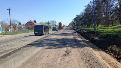 "Ремонт – як виключення": на Волині відновили роботи на автошляху Дачне-Ківерці