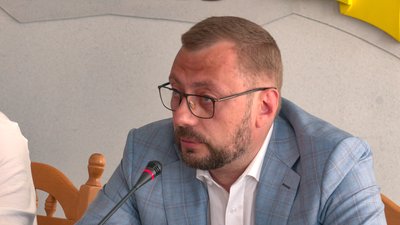 Більшість зруйнованих будинків в селах довкола Чернігова планують відновити восени