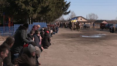 У Боромлі на Сумщині попрощалися з бойовим медиком Романом Дем’яненком У Боромлі на Сумщині попрощалися з бойовим медиком Романом Дем’яненком