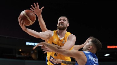 Збірна України з баскетболу у матчі проти Греції у фіналі кваліфікації ЧС-2027