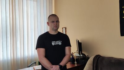 Монахиня з Тернопільщини написала ікони, щоб допомогти добровольцям Монахиня з Тернопільщини написала ікони, щоб допомогти добровольцям