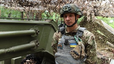Модернізований бульдозер передова ЗСУ Лиманський напрямок Модернізований бульдозер передова ЗСУ Лиманський напрямок