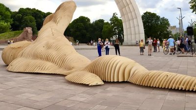 У Києві відкрили інсталяцію, яку готували для Burning Man