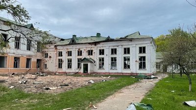 Російська авіація вдарила по Новгороду-Сіверському:є загиблі й травмовані Російська авіація вдарила по Новгороду-Сіверському:є загиблі й травмовані