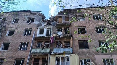 Будинок у Немишлянському районі Харкова після влучання РСЗВ, 8 липня 2026 року