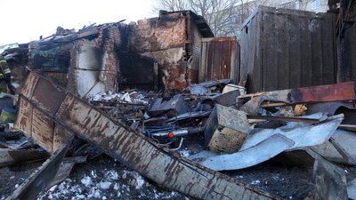 "Вікно вилетіло і прямо на мене": мешканці Шостки на Сумщині про ракетний удар по місту "Вікно вилетіло і прямо на мене": мешканці Шостки на Сумщині про ракетний удар по місту