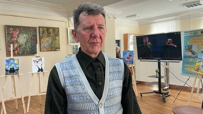 Володимир Степанов, учасник виставки картин переселенців Володимир Степанов, учасник виставки картин переселенців