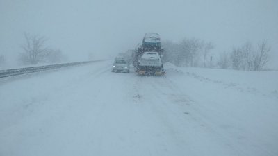 Через перемети та ожеледицю на трасі Київ – Одеса утворився затор Через перемети та ожеледицю на трасі Київ – Одеса утворився затор