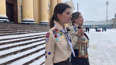 Два дні поспіль у Харкові приймали Вифлеємський вогонь миру Два дні поспіль у Харкові приймали Вифлеємський вогонь миру