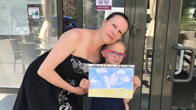 Житомирські волонтери організували свято для пів сотні дітей з інвалідністю Житомирські волонтери організували свято для пів сотні дітей з інвалідністю