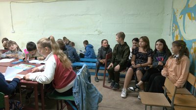 Йдуть до укриття щонайменше 15 хвилин: на Черкащині у ліцеї просять добудувати сховище Йдуть до укриття щонайменше 15 хвилин: на Черкащині у ліцеї просять добудувати сховище
