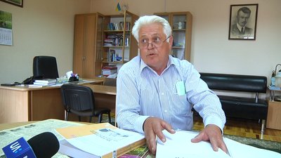 Письменник Василь Врублевський написав книгу про історію житомирського театру Письменник Василь Врублевський написав книгу про історію житомирського театру