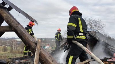 У селі Великі Зозулинці сталася пожежа у житловому будинку, під час якої загинула жінка