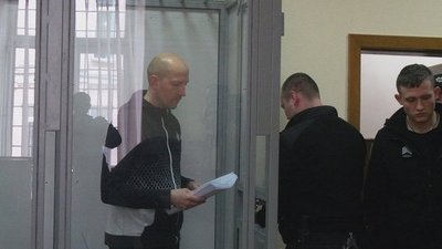 Жителю Чернігівщини обвинуваченому у викраденні євромайданівців обрали запобіжний захід Жителю Чернігівщини обвинуваченому у викраденні євромайданівців обрали запобіжний захід