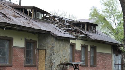 Відновлюють готельно-ресторанний комплекс Святогірськ Донецька область Відновлюють готельно-ресторанний комплекс Святогірськ Донецька область