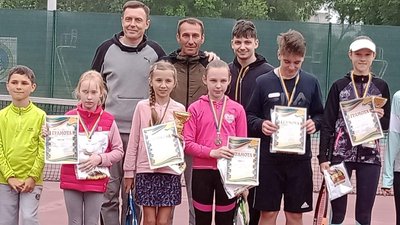 У Сумах відбувся чемпіонат міста з тенісу У Сумах відбувся чемпіонат міста з тенісу