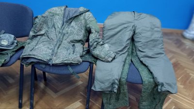 Речі військових РФ: до Житомирського краєзнавчого музею принесли нові експонати Речі військових РФ: до Житомирського краєзнавчого музею принесли нові експонати