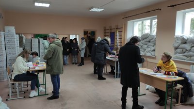 У Щербанівській ТГ на Полтавщині для ВПО роздали грошові талони: що можна купити У Щербанівській ТГ на Полтавщині для ВПО роздали грошові талони: що можна купити