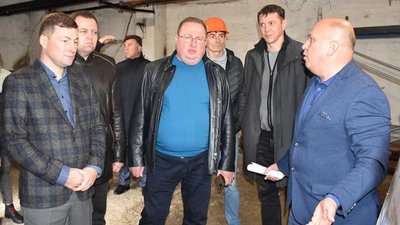Ліфт та операційна: сховище на двісті людей облаштовують в Рівненській дитячій обллікарні Ліфт та операційна: сховище на двісті людей облаштовують в Рівненській дитячій обллікарні