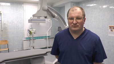 На Житомирщині у Коростенській лікарні зробили першу операцію зі стентування коронарних судин серця На Житомирщині у Коростенській лікарні зробили першу операцію зі стентування коронарних судин серця