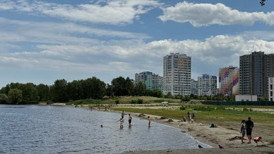 Відпочивальники у "Долині троянд"
