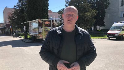 Волонтеру з Тернопільщини передали із Бельгії швидкі для потреб ЗСУ Волонтеру з Тернопільщини передали із Бельгії швидкі для потреб ЗСУ
